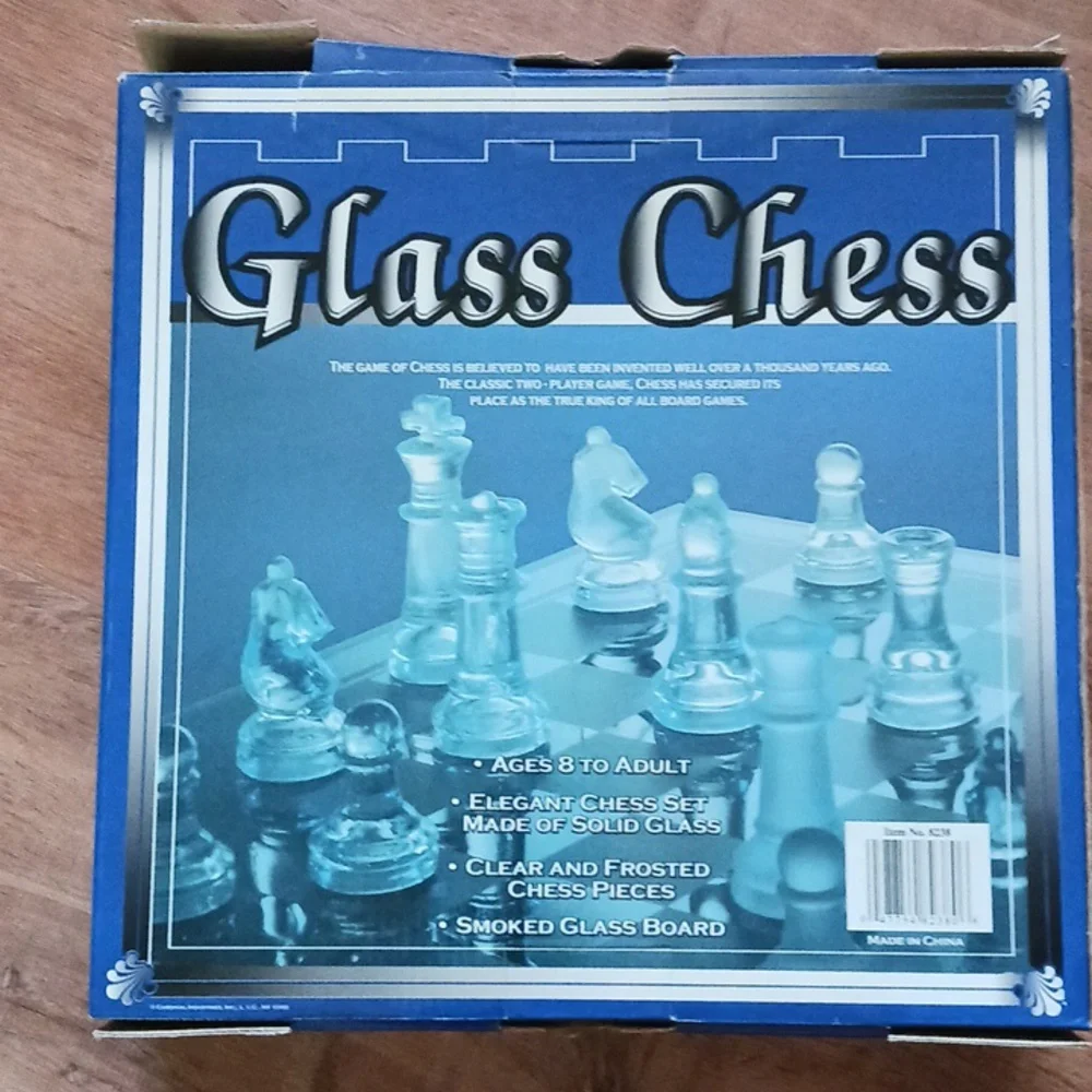 Chess Set - Picture 2 of 5